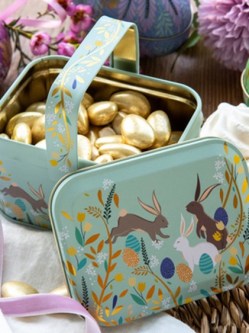 SM2904_ Easter tin Sara Miller 